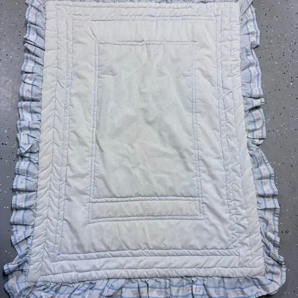 Vintage Daisy Kingdom Quilt/Comfortable